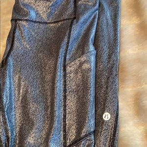 Lululemon black gray shiny leggings